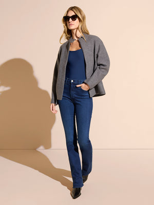 DaySculpt™ Sleeveless Square Neck Snapped Top